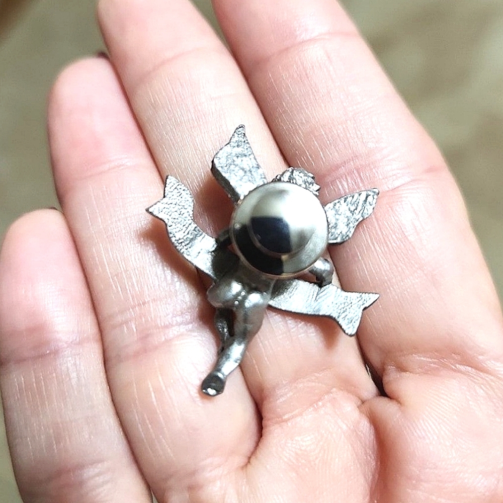 Anthropologie Pewter & Swarovski Crystal Joy Angel Pin - Picture 3 of 4